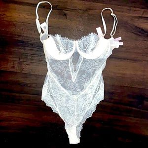 Sexy Victoria Secret Ivory Lace Teddy/Bodysuit